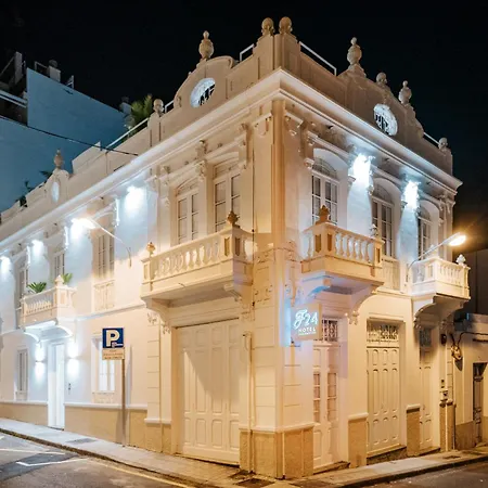 Emblematico F24-only Adults