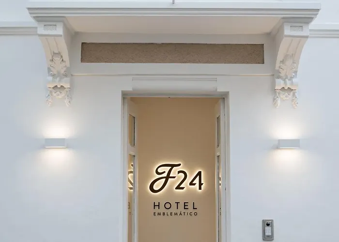 Hotel Emblematico F24-only Adults